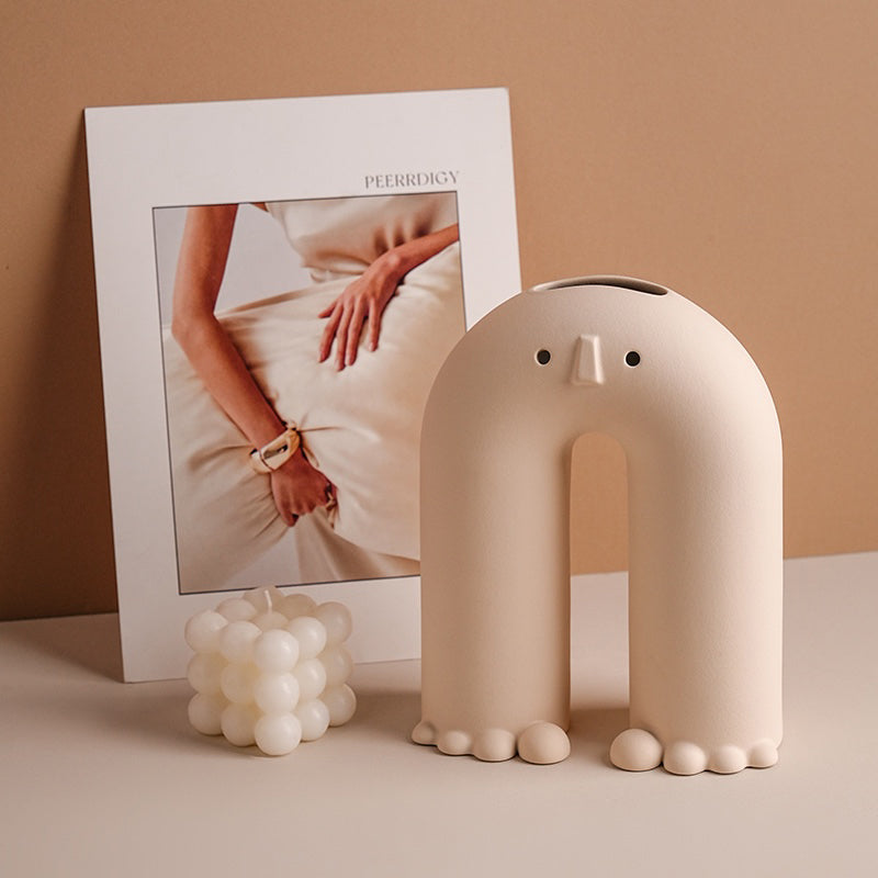 Arch Blink Vase